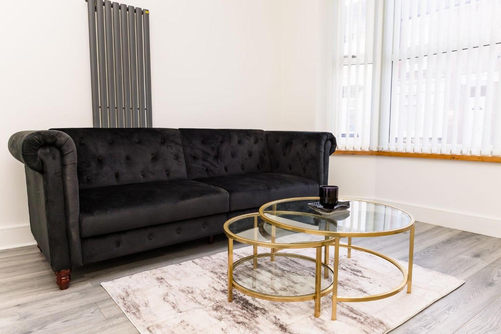 فيلا ريدكارفي Muriel Retreat - Central Location - Free Parking, Fast Wifi, Smarttv With Netflix By Yoko Property المظهر الخارجي الصورة